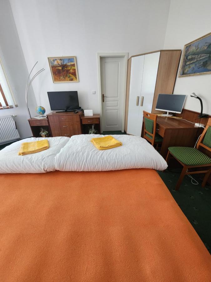 Kristoff Plaza Trencianske Teplice Apartment Trencin Bagian luar foto