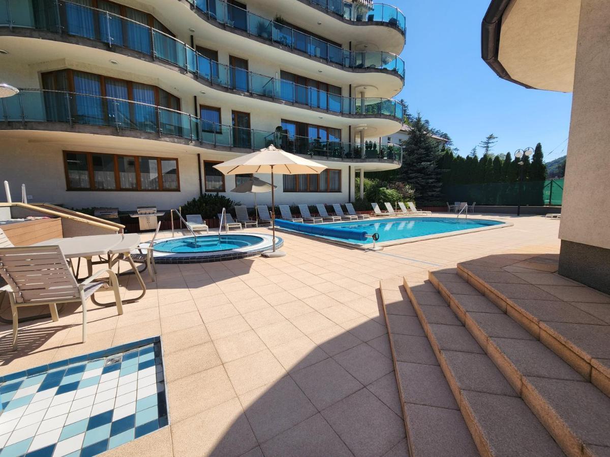 Kristoff Plaza Trencianske Teplice Apartment Trencin Bagian luar foto